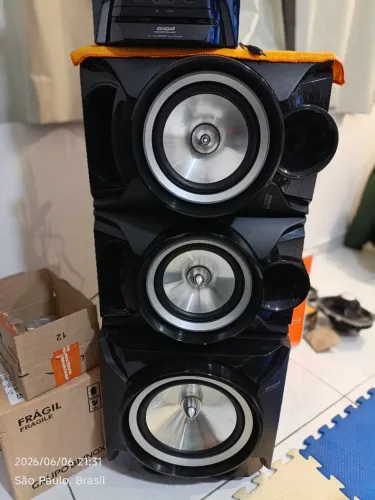 Vende-se mini system Samsung c/subwoofer 1100 watts RMS
