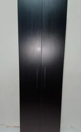 Vendo-seminovo Armário multiuso 2 portas MDF com 5 prateleiras
