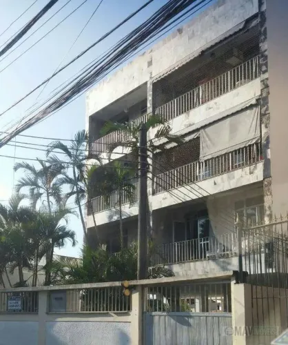 Apartamento com 1 dormitório para alugar, 75 m² por R$ 1.597,00/mês - Vila Valqueire - Rio