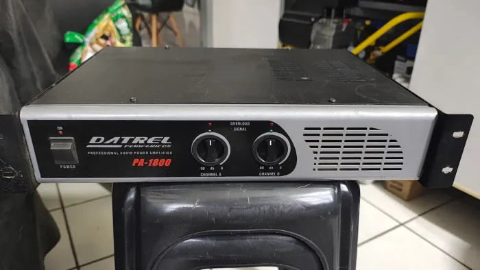 Amplificador datrel pa1800d