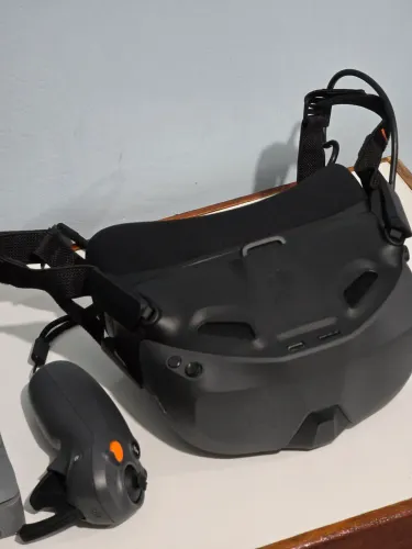 Goggles N3 e RC Motion 3 | 2 Baterias e Hub (Neo 2) | Bolsa e Filtros ND (Neo 2)