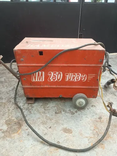 Máquina de solda