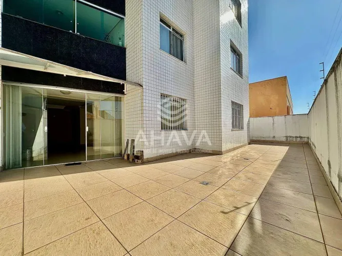 Área Privativa com 3 Quartos sendo 1 Suíte à Venda, 145m², 2 Vagas, Santa Branca, próximo