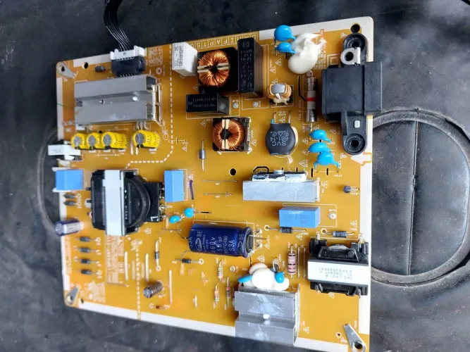 Placa fonte tv LG43ut8000psa
