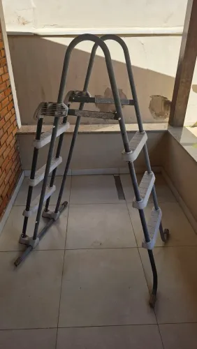Escada piscina de armar 3 degrauspiscina de 1m de altura