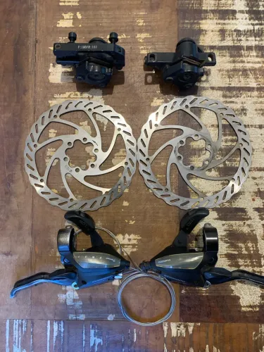 V- Brake Shimano 3x7 + freio à disco