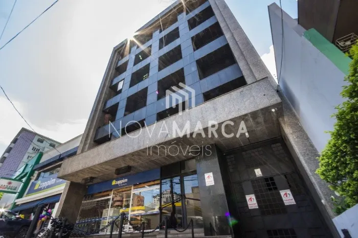 Nova Marca aluga excelente conjunto comercial Wall Street