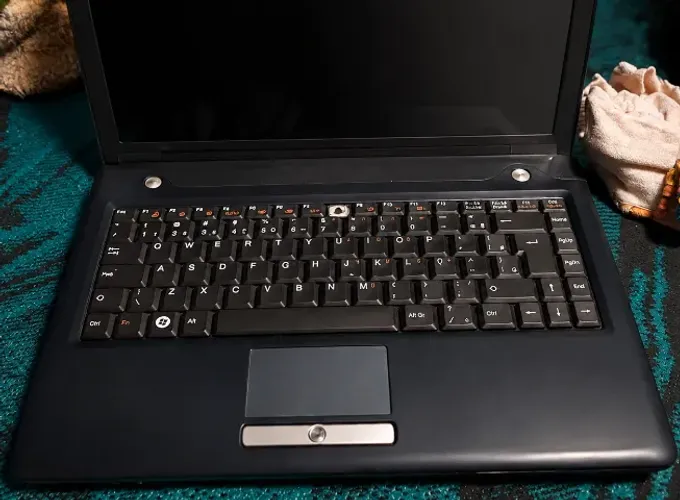 Notebook Philco i43 P/ Retirada De Peças (Não Liga) + Fonte Original E Bateria Boa
