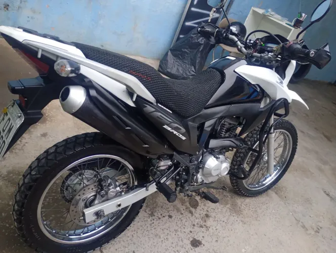 NXR Bros 160 ESDD 