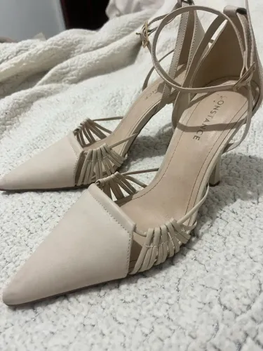 Sapato de Salto Constance 37