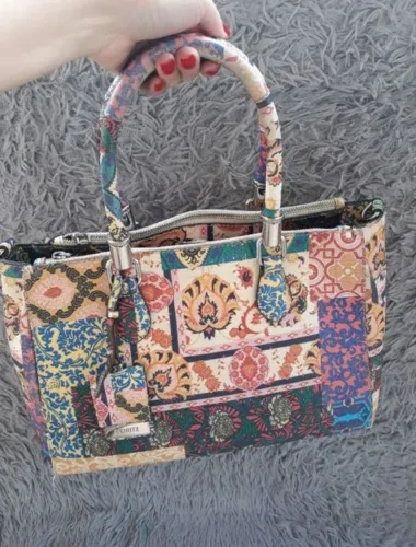 bolsa tote schutz lorena colorida couro
