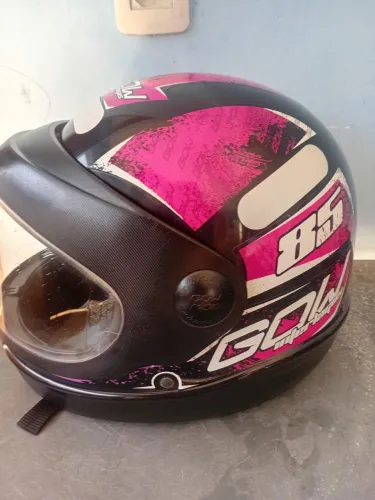 Capacete