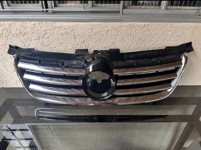 Grade volkswagen Bora 2010