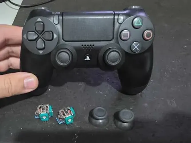 CONSERTO DE CONTROLES PS2, PS3, PS4, WII, PS5, XBOX 360, ONE