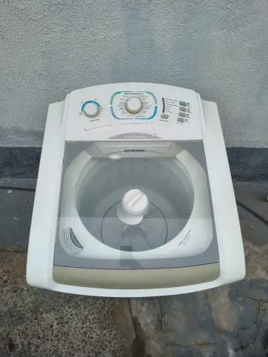 Vendo Máquina de Lavar Roupa Electrolux 12kg 220V CONSERVADA