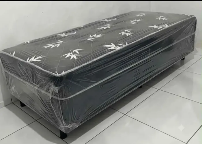 Cama box solteiro D33 por 270 reais entrega grátis