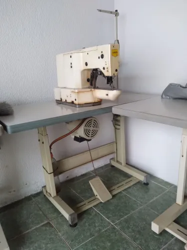 Máquina de costura