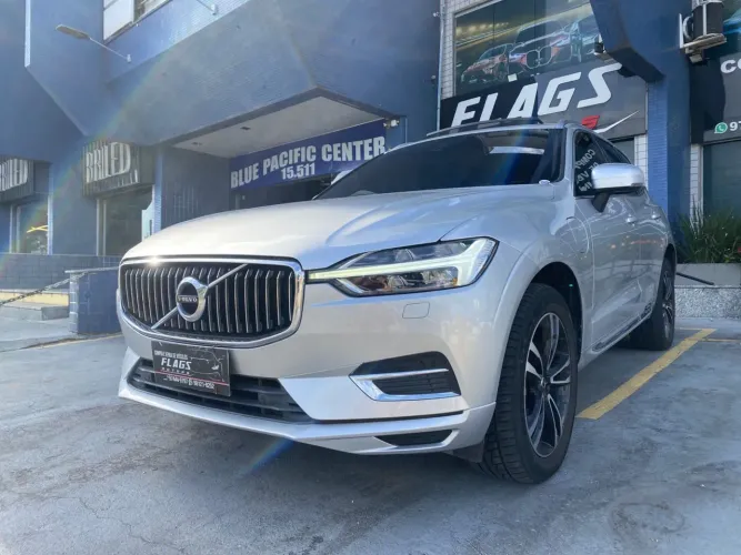 Volvo XC-60 XC 60 T-8 Híbrido Momentum 2.0 5P 2021