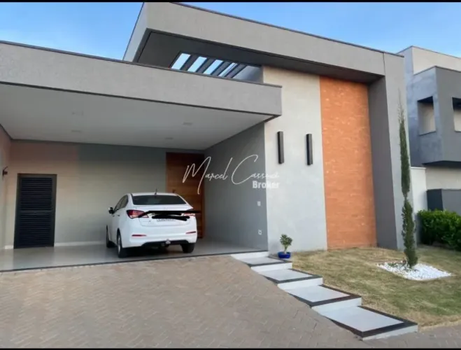 Condomínio Quinta do Lago 1 - Blue Lagoon - Belíssima casa à venda com 3 suítes, sendo 2 s