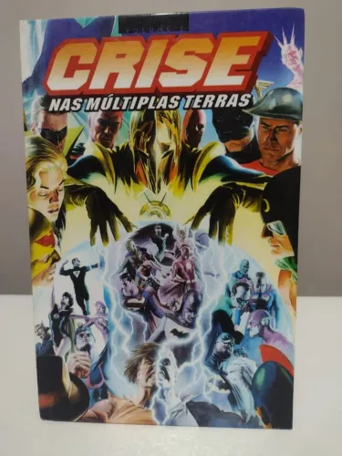 hq crise nas múltiplas terras dc comics