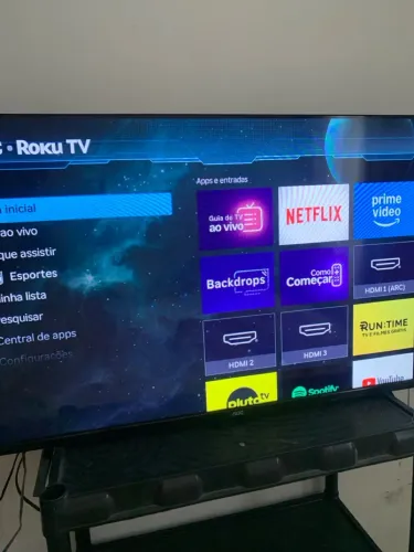 Vendo televisão Roku Ful HD 43Pg