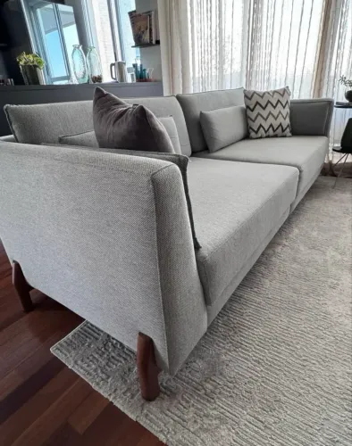 Sofa cinza tecido elegante moderno 2m