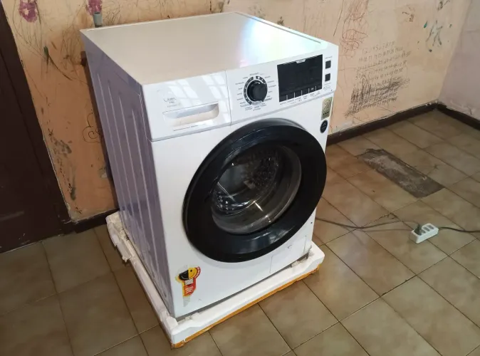 Lavadora de Roupas 11kg com Tampa Frontal