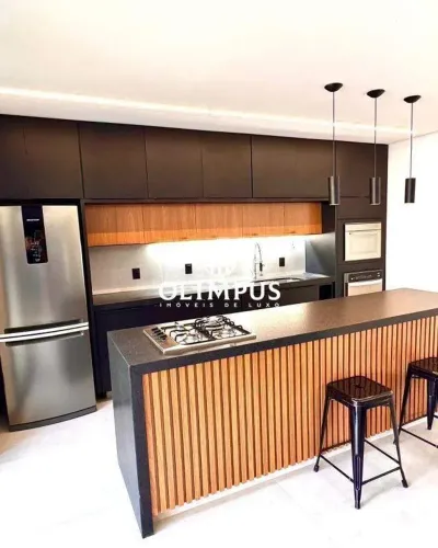 Casa Térrea de Alto Padrão - 150m² Construídos em Terreno de 250m² no Bairro Aclimação