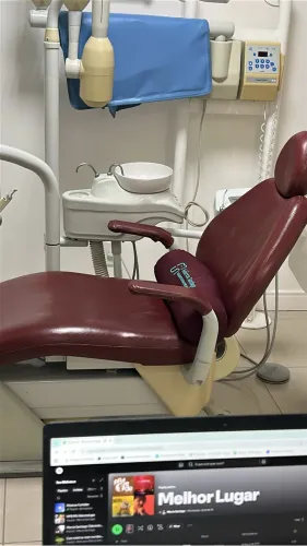 Cadeira Odontológica Gnatus Ótimo estado