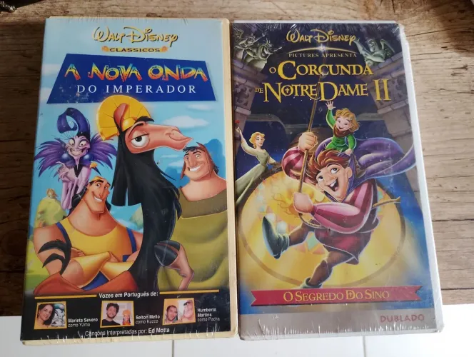 2 fitas VHS lacrados