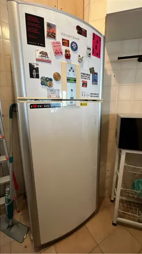 BRASTEMP - GELADEIRA DUPLEX C/Freezer, funcionando 70x170x65 R$ 500,00