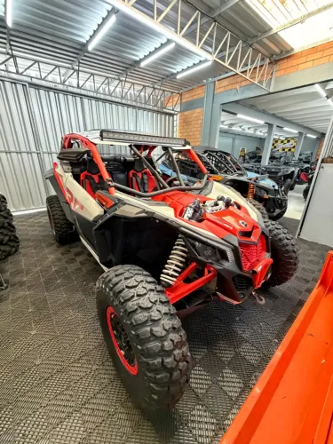UTV Maverick X3 XRC 200 HP TURBO - 2022