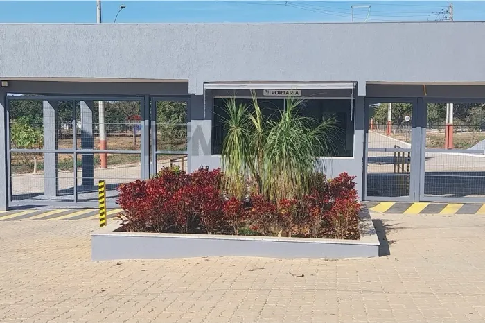 "Terreno em Condomínio Fechado - JEQUITIBÁ - MG