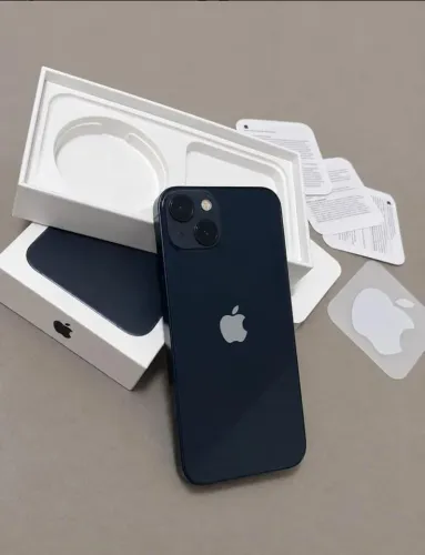 Celular à venda