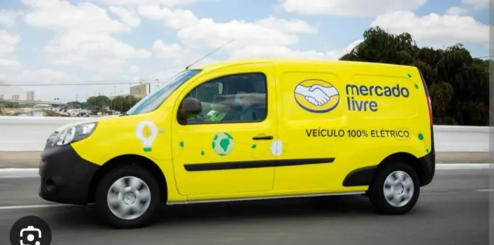 VAGA PARA AJUDANTE DE ENTREGAS