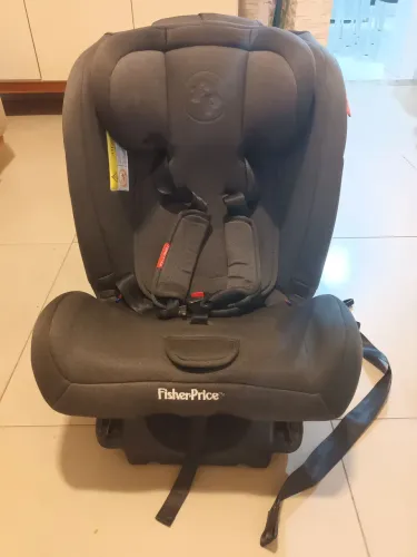 Cadeirinha para carro com isofix