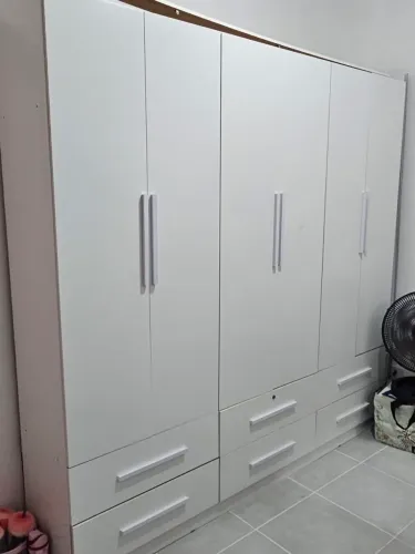 Guarda-roupa casal Maximus 6 portas e 6 gavetas