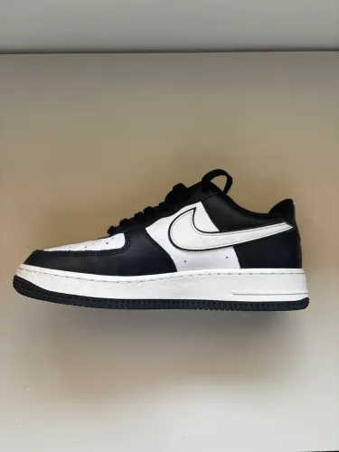 Nike Air Force 1 Low Panda
