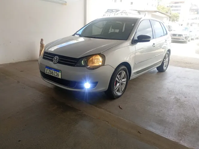 Volkswagen Polo Sportline 1.6 MI Total Flex 8V 5P 2013
