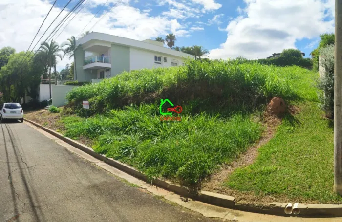 Terreno em condomínio à venda em Vinhedo-SP, no bairro Marambaia - 800,00 m² de área.