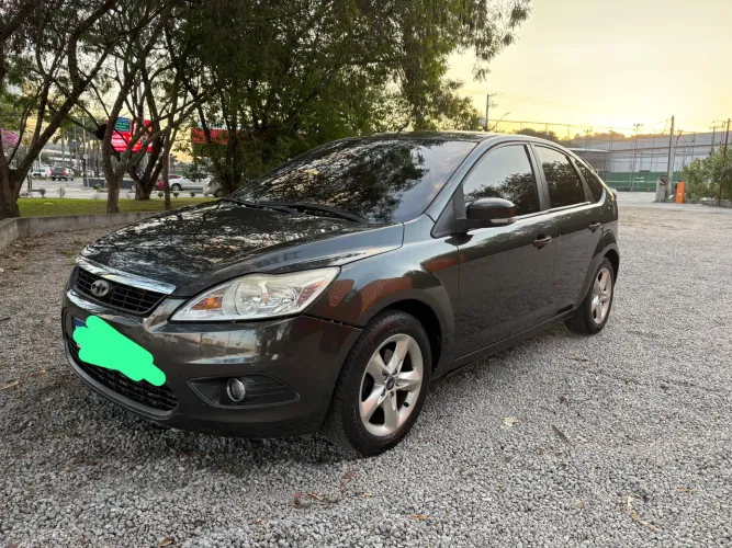 Ford Focus 2.0 16v/se/se Plus Flex 5P Aut. 2013
