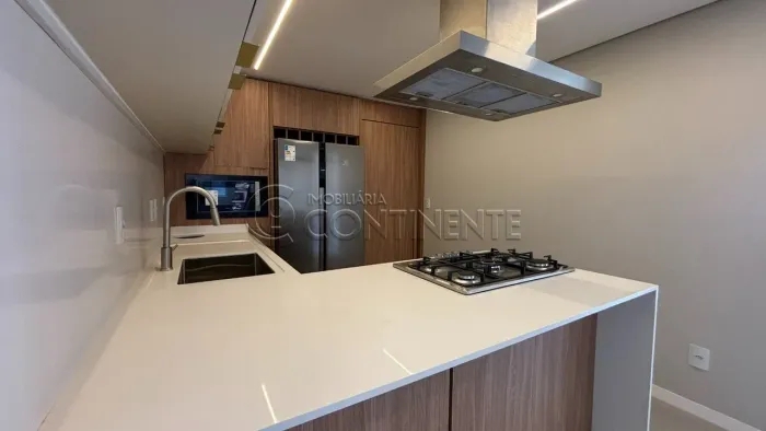 Apartamento à venda no Centro, a poucos metros da Beira Mar Norte, em Florianópolis