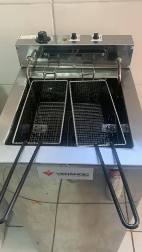 Fritadeira Elétrica Venâncio