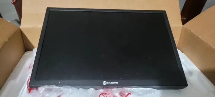 Monitor Goldentech 19 polegadas