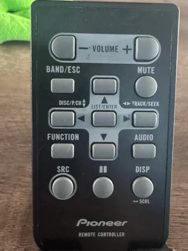 Controle novo e original pioneer para cd radio fita para linha automotivo na oferta so99,0