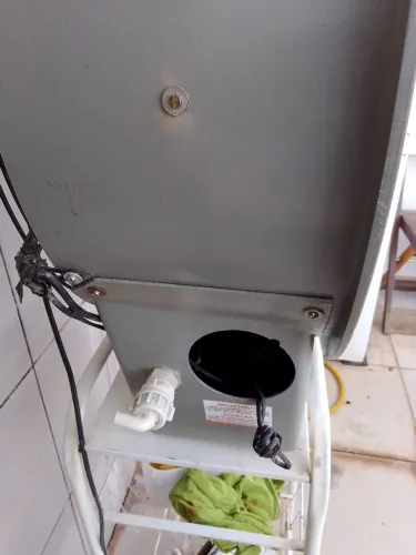 3 Ventilador e 1 climatizador com pulverizador