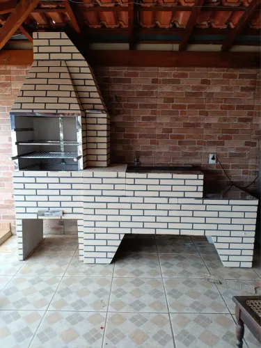 Churrasqueira e Fogão Lenha Pre Moldada Tipo Tijolinho