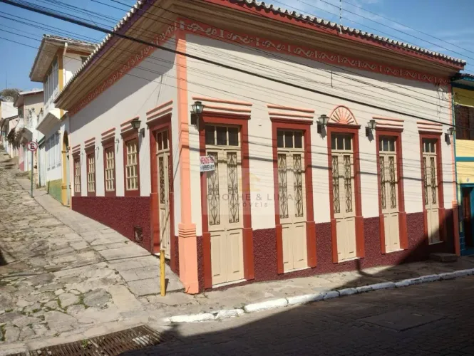? Oportunidade Única! Casa em Local Privilegiado de São Luís do Paraitinga