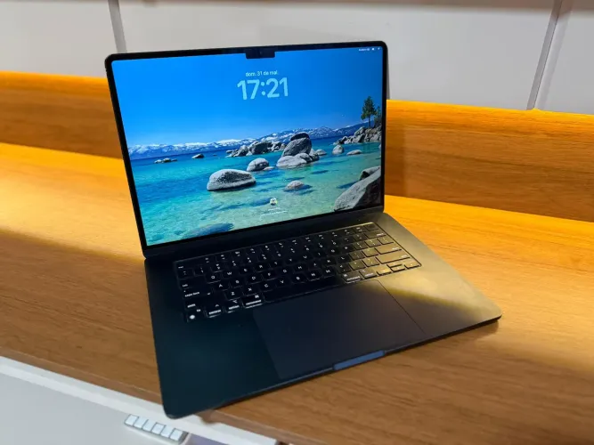 MacBook Air M2 15.3 256 SSD 8gb de ram - impecável