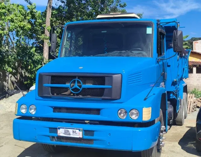 Caminhão Mercedes-Benz, 1620, ano 2003, Caçamba (Zero) de 10m.3 no Ferro.